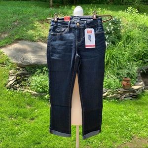 Levi Signature by Levi Strauss capri jeans size 2